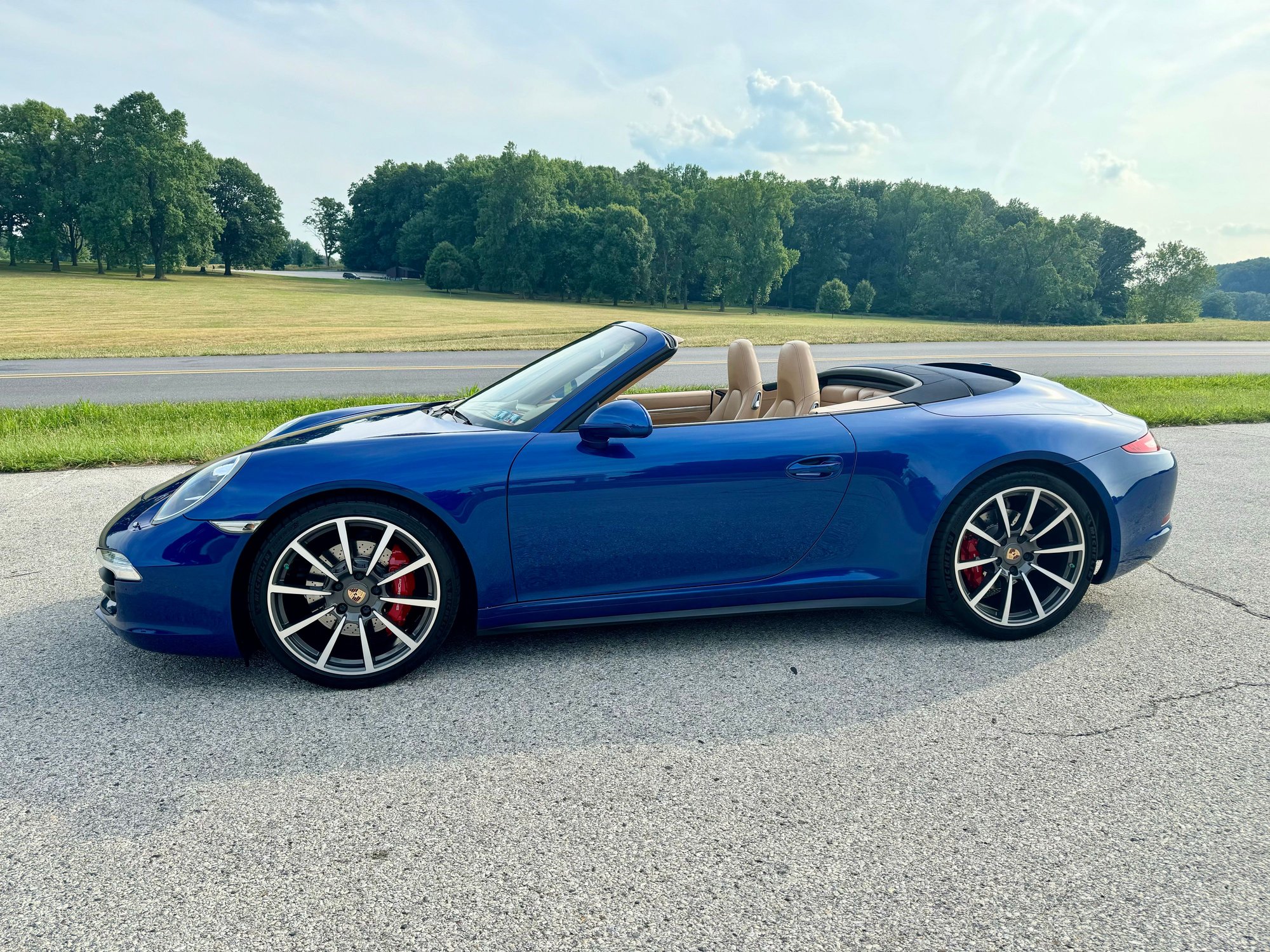 2013 Porsche 911 - 911 C4S Cabriolet Gorgeous High Spec  (Sports Chrono, PSE, Burmester, PAS, Prem Plus) - Used - VIN WP0CB2A90DS155464 - 45,000 Miles - 4WD - Automatic - Convertible - Blue - Villanova, PA 19085, United States