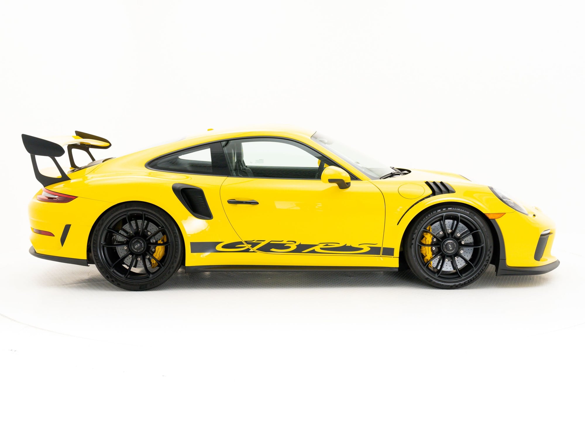 2019 Porsche GT3 - Dealer Inventory: Certified Pre-Owned 2019 Porsche 911 GT3 RS - Used - VIN WP0AF2A94KS165441 - 6,200 Miles - 6 cyl - 2WD - Automatic - Coupe - Yellow - Beaverton, OR 97005, United States