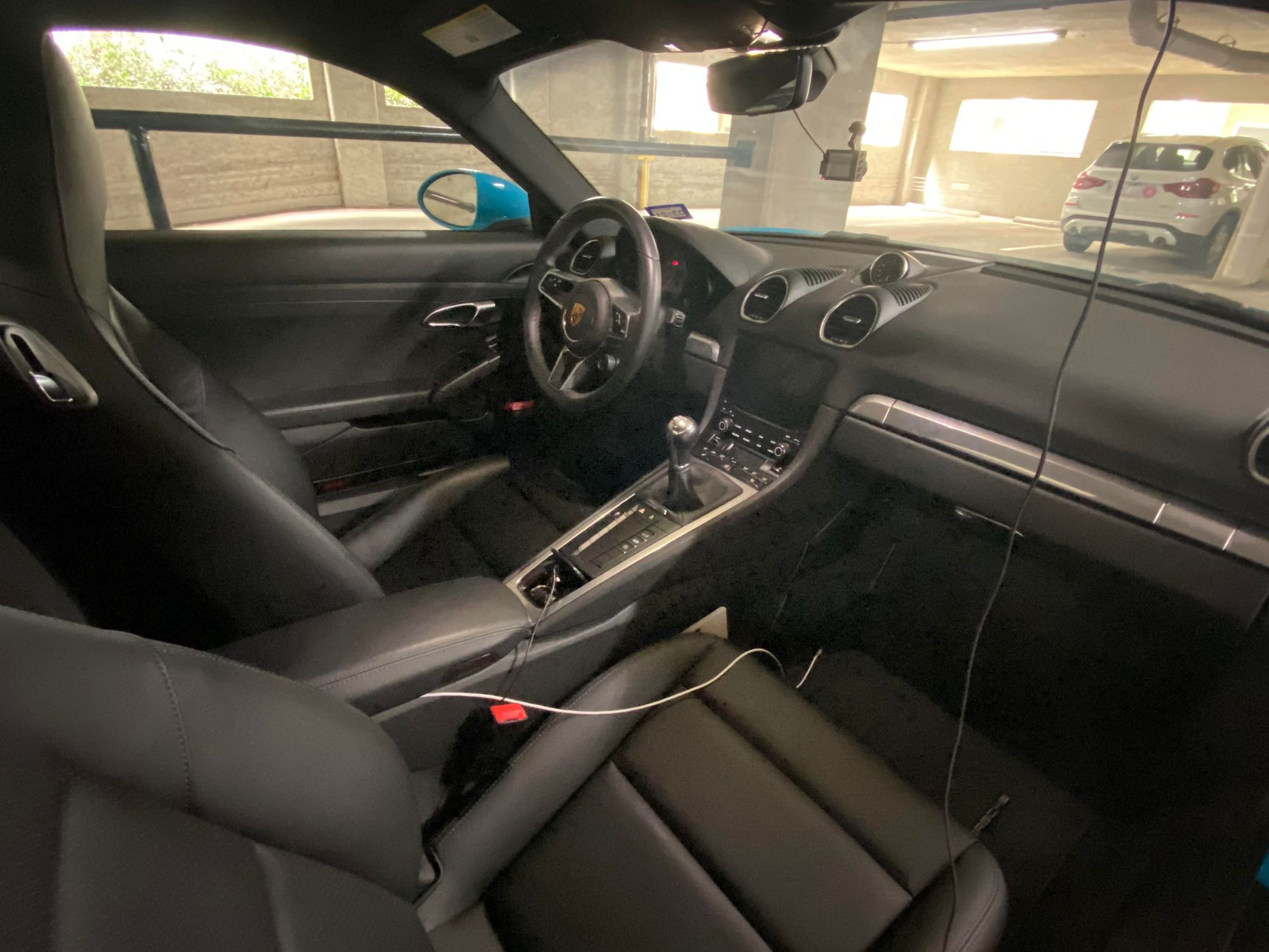 2019 Porsche 718 Cayman - 2019 Miami Blue Cayman S w/ less than 12k miles - Manual & Sport Chrono - Used - VIN WP0AB2A87KS278576 - 12,400 Miles - 4 cyl - 2WD - Manual - Coupe - Blue - San Antonio, TX 78209, United States