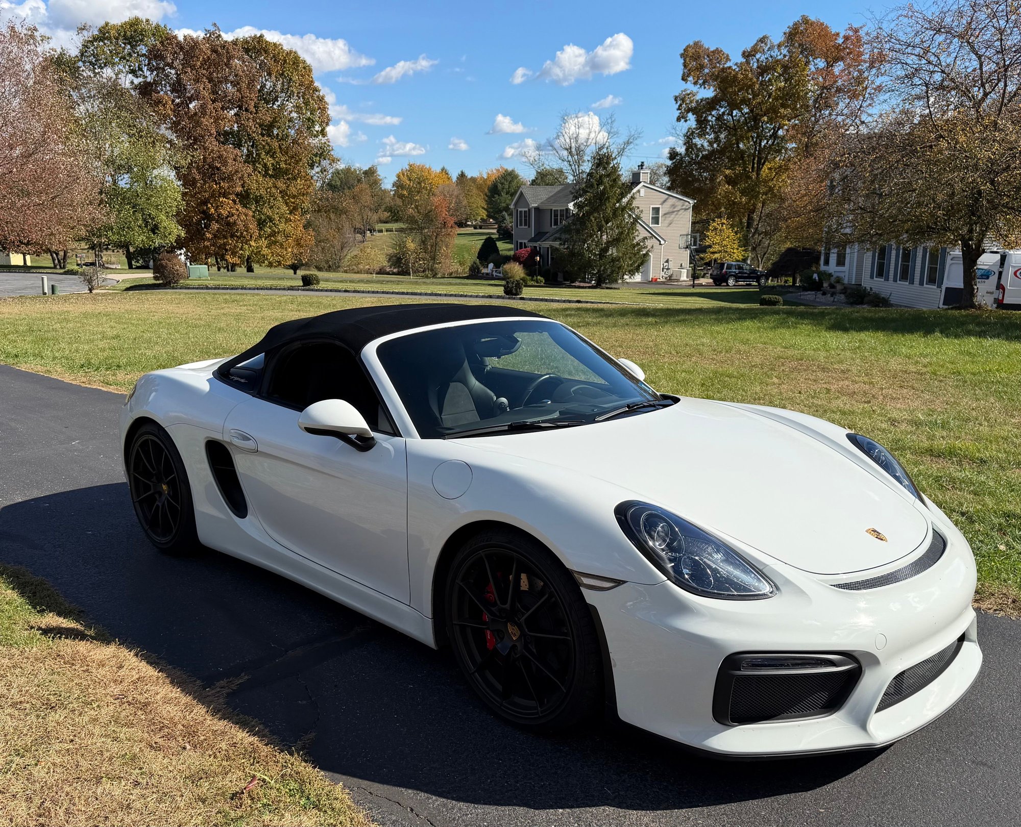2016 Porsche Boxster - (NJ) 2016 981 Boxster Spyder 11K miles - Used - VIN WP0CC2A89GS152622 - 11,362 Miles - 6 cyl - 2WD - Manual - Convertible - White - Flemington, NJ 08822, United States