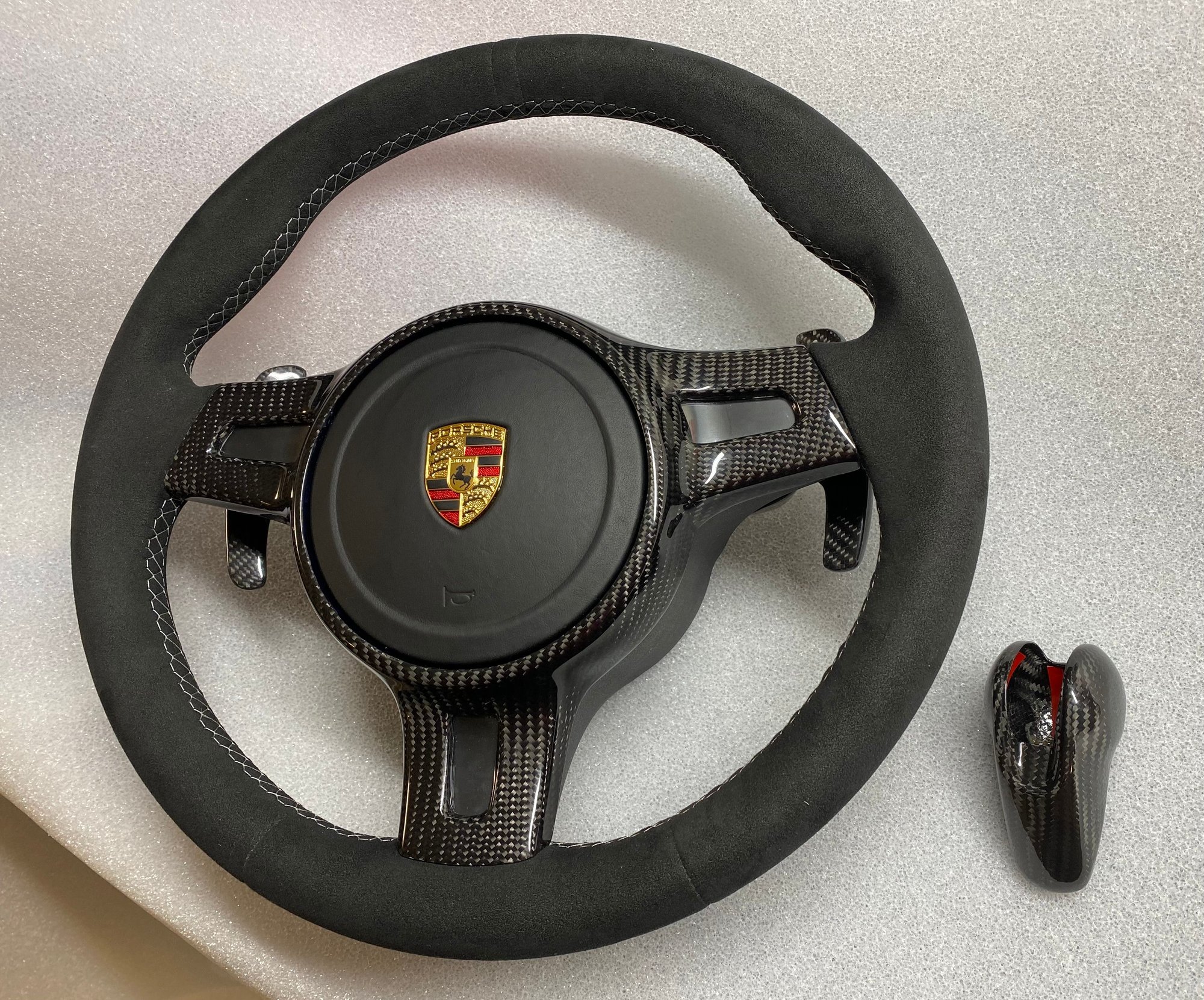 Steering/Suspension - Sport Design Steering wheel - Carbon Fiber - Used - 2009 to 2016 Porsche All Models - Niagara Falls, NY 14304, United States