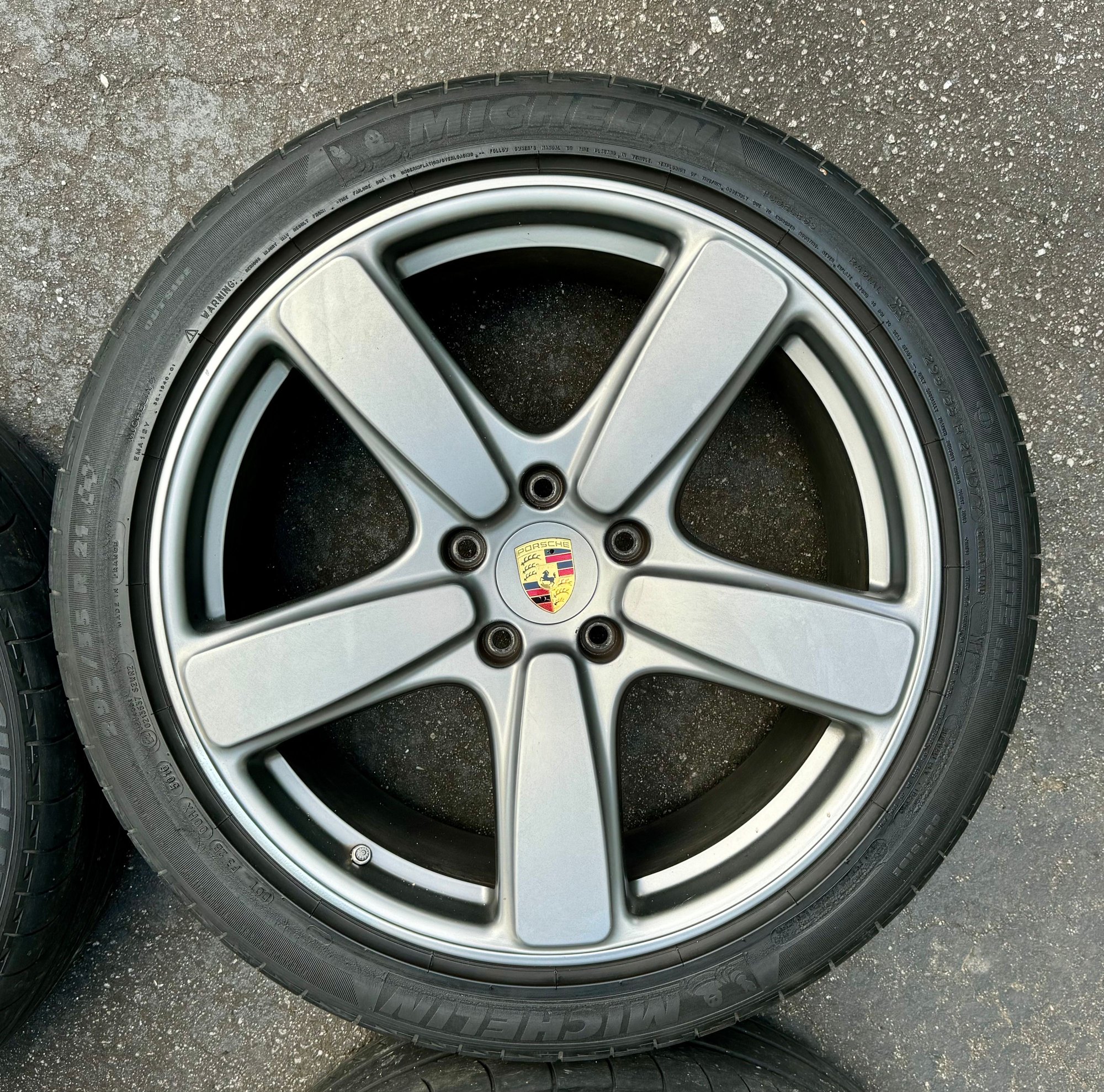 Wheels and Tires/Axles - 21" Sport Classic Wheels in Platinum Satin - Used - 2011 to 2018 Porsche Cayenne - Greenville, SC 29609, United States