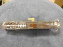 Driver's Side Signal Lamp / Turn Signal (different on the S)