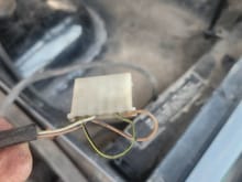 This should be the underhood inspection light connector