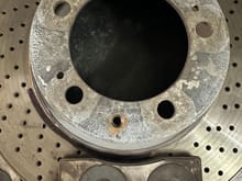 964 3,3 medium S4 pad as it would sit using the stock calipers. Note the area by the hub that is marked in black that would be missing from the 3.3T rotor. 