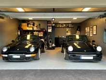 New garage setup, a 964 on visit