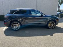 Side profile of this stunning Cayenne after a full front PPF and ceramic pro coating job done here at MUM Sports!