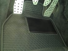 Leather floor mats with carbon fiber heel pad in 997