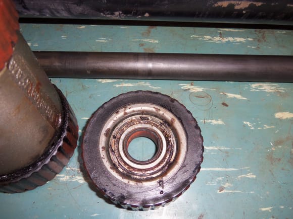 Position of rear bearing on shaft.