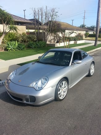 I have four sets of wheels for my 996AE. Here she sits with Sport Classic IIs