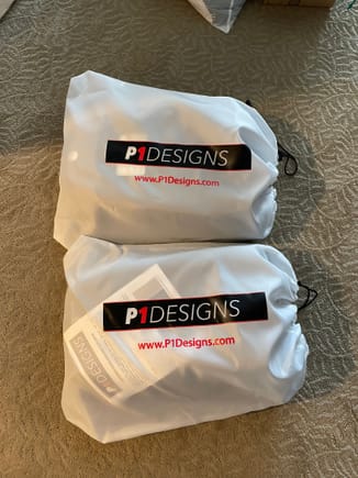 Nice storage bags to keep originals clean 