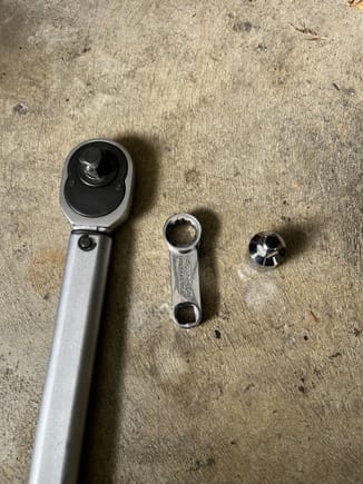 Torque the sump plug easier with this tool. 