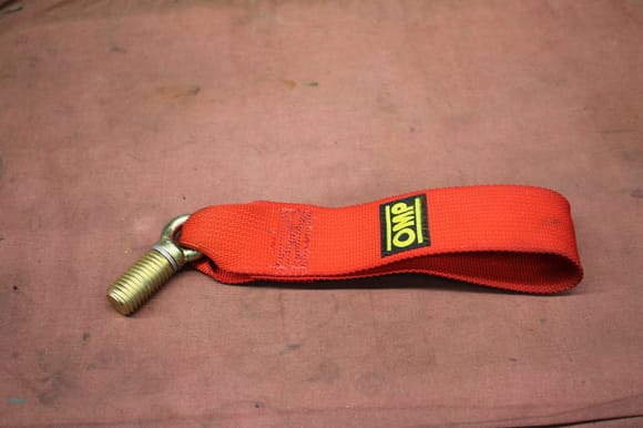 GT tow strap with coil 