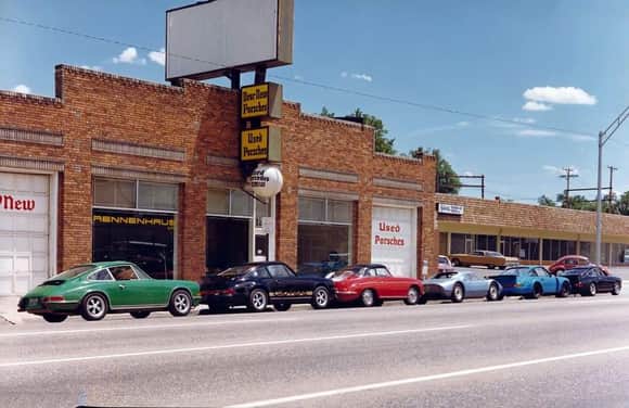 This is the same Viper Green 1972 911 S as in the post above.  These cars are all in front of the famous rennenhaus, located at 4th and Broadway, Denver Colorado. Owned and operated by the late Grady Clay. The front car is an RSR, followed by Grady's 904, 356 Carrera, 74 RS and the Viper Green S. Picture from the late seventies.