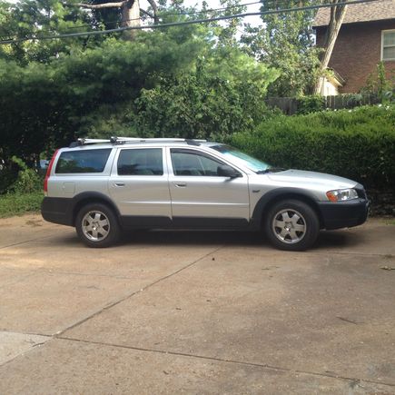 2005  Volvp XC70, 194k miles PSV/GG (Porsche Support Vehicle/Grocery Getter)