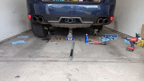 quick detour work on suspension, installed the rear swaybar endlinks to complement the front done a few months back