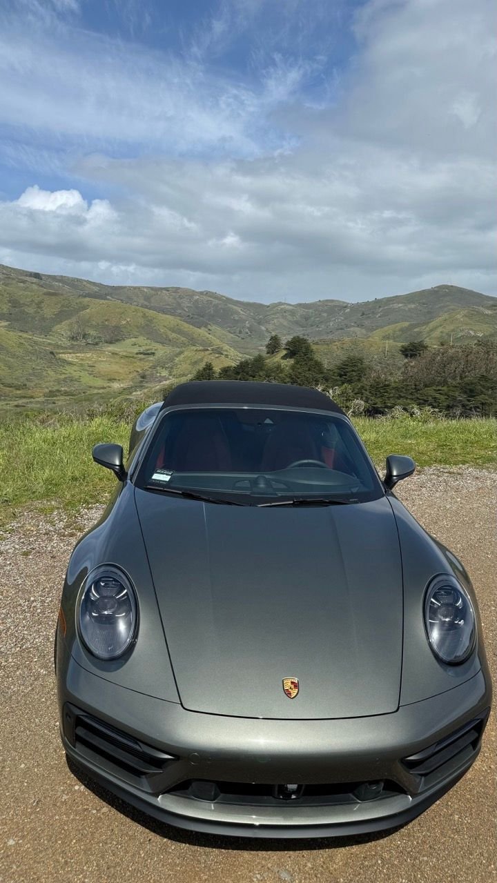 2022 Porsche 911 - 2022 GTS Targa 4 in Aventurine Green, 930 Red leather package, Super low miles - Used - VIN WP0BB2A94NS232477 - 1,390 Miles - 6 cyl - 4WD - Automatic - Coupe - Gray - San Francisco, CA 94107, United States