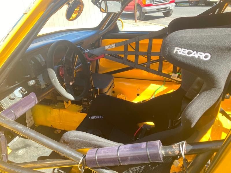 1995 Porsche 911 - 1995 993 GT4 class Race Car - Used - VIN WP0AA2999SS321282 - 6 cyl - 2WD - Manual - Coupe - Yellow - Allentown, PA 18102, United States