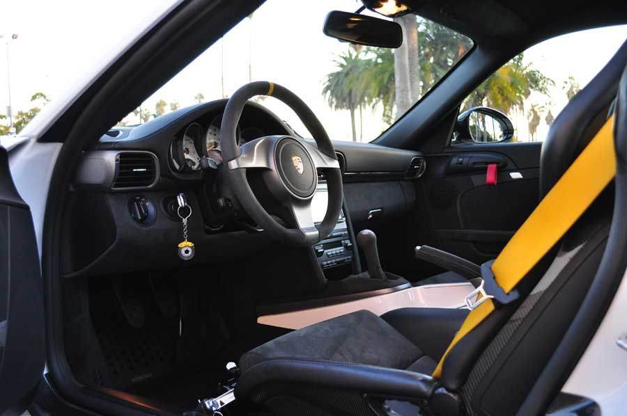 2011 Porsche GT3 - 2011 Porsche GT3RS White/Black **PCCB, BUCKET SEATS, DZL CUSTOMIZATION** - Used - VIN WP0AC2A92BS783558 - 15,850 Miles - 6 cyl - 2WD - Manual - Coupe - White - La Canada-Flintridge, CA 91011, United States