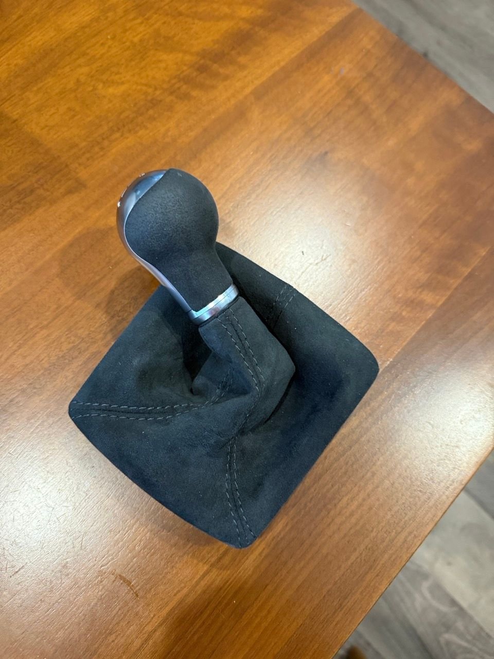 Interior/Upholstery - Porsche Alcantara Shift Knob and boot in platinum grey stitching for 981/718 - Used - 2015 to 2019 Porsche GT3 - 2013 to 2025 Porsche Boxster - 2014 to 2025 Porsche Cayman - Orange County, CA 92614, United States