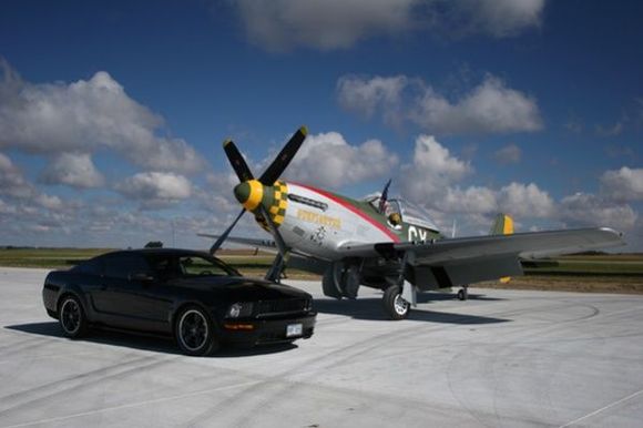 Bullitt with P-51 
&quot;Gunfighter&quot;