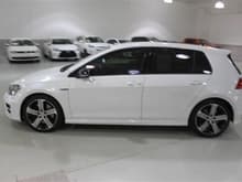 6speed M/T White 2016 Golf R with 10,000 miles-$35,988