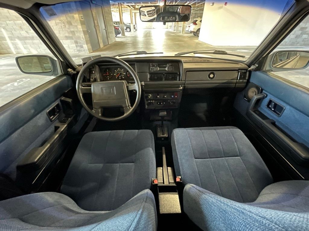 1992 Volvo 240 - 1992 Volvo 240 Wagon *One Owner* *Excellent Condition* - Used - VIN YV1AW8806N1927487 - 4 cyl - 2WD - Automatic - Wagon - White - Exton, PA 19341, United States