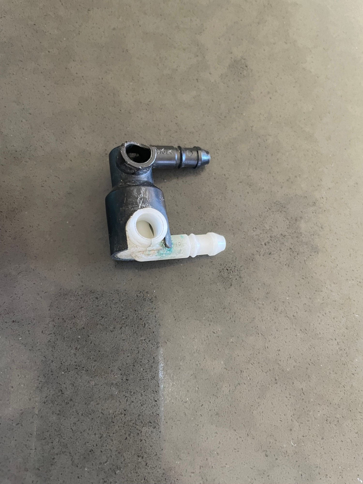 Washer Fluid Connector Volvo Forums Volvo Enthusiasts Forum