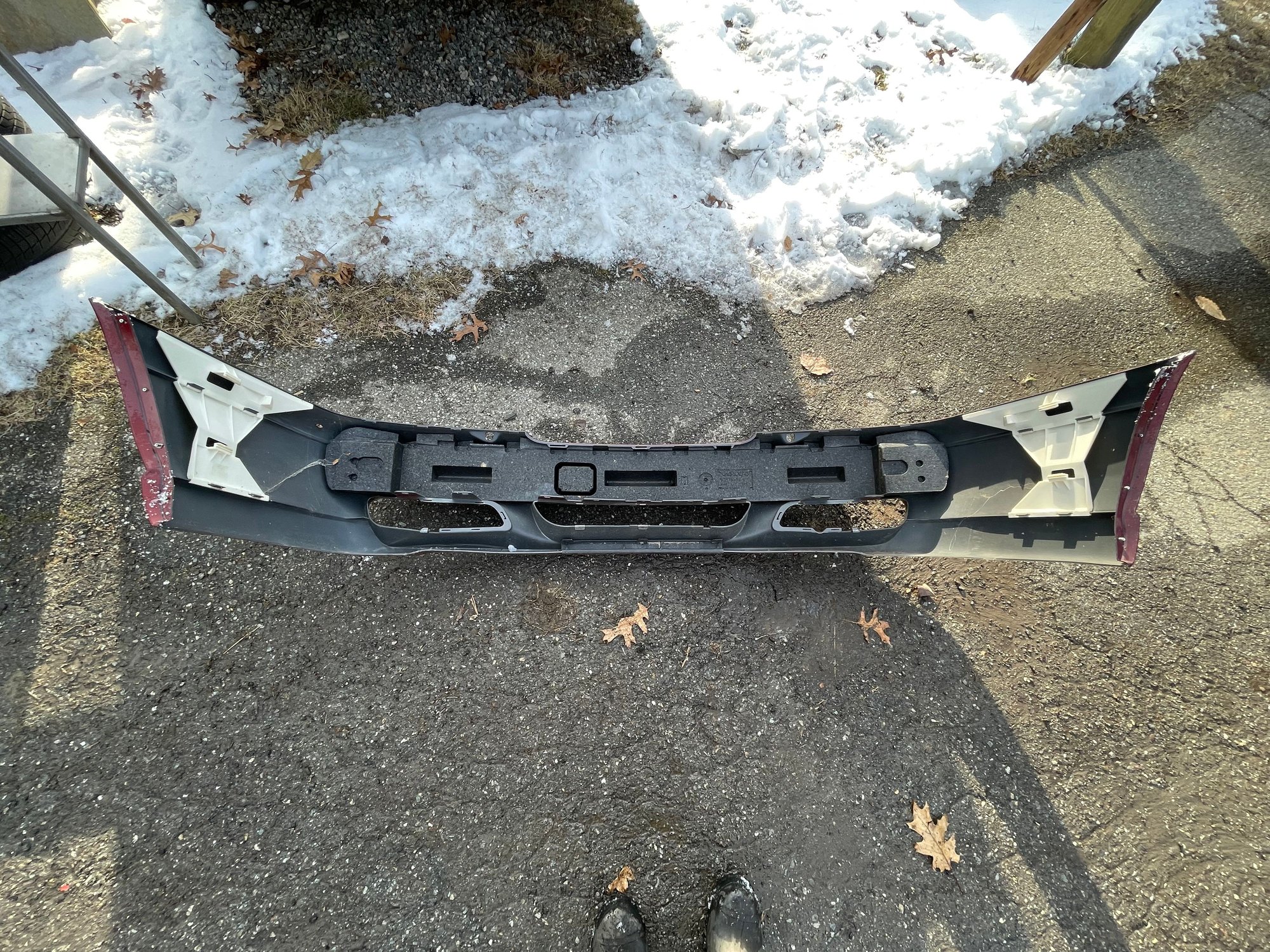 Accessories - 98-00 V70r bumper - Used - 1998 to 2000 Volvo V70 - Marble Dale, CT 06777, United States