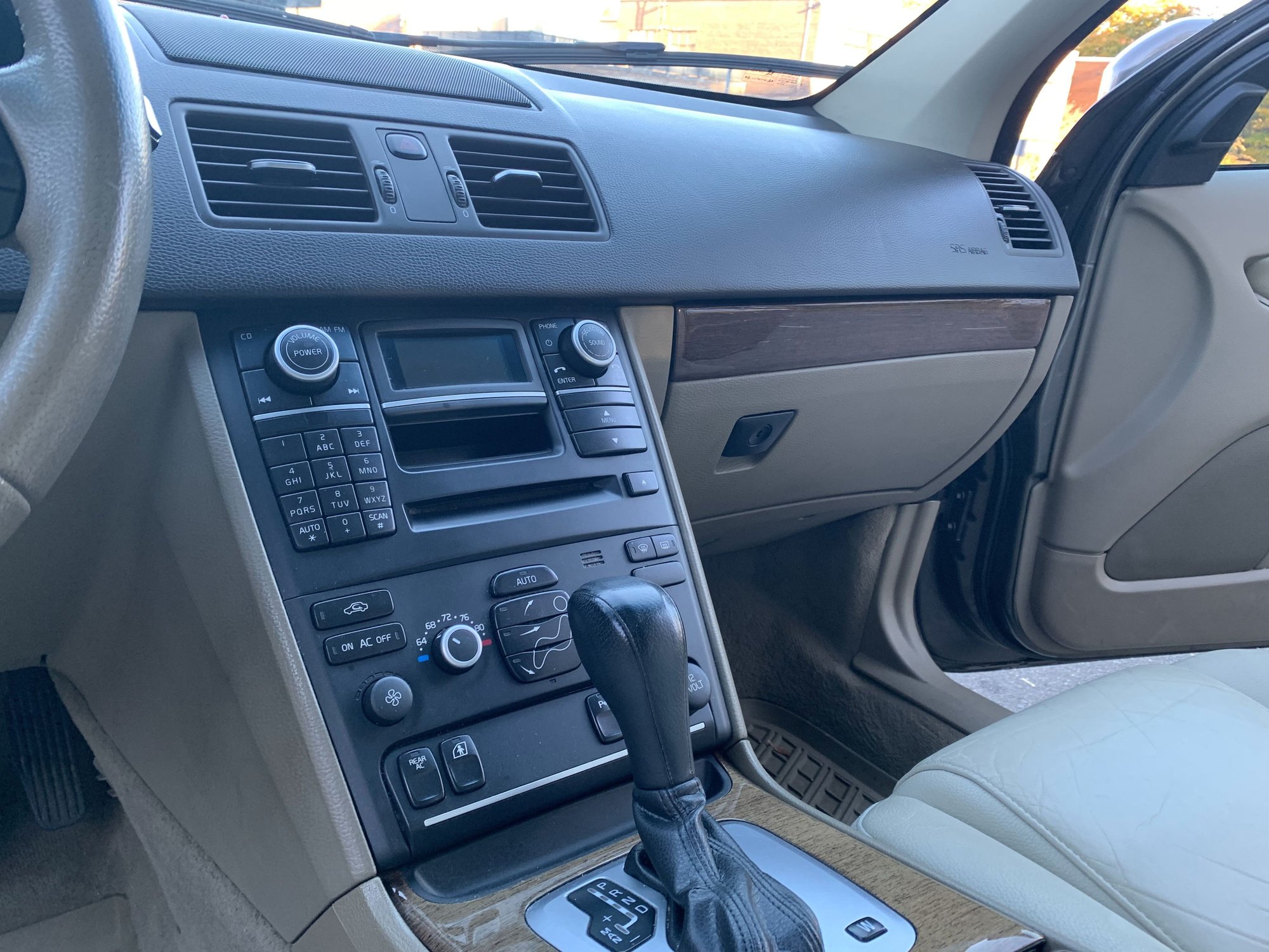 2012 Volvo XC90 - Original Owner selling Volvo XC90 AWD - Used - VIN YV4952cz8c1625885 - 100,561 Miles - 6 cyl - AWD - Automatic - SUV - Gray - Fairfield, CT 06825, United States