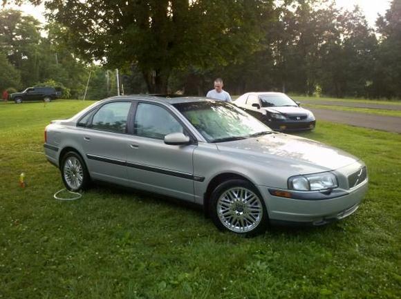 This is the day we bought it. An old couple had it (my husband's grandparents) and maintained all working parts... They did not, however, clean it. Ever. At all. This shot was taken after about six hours of cleaning (iuncluding scrubbing the ENTIRE interior with Tuff Stuff and a toothbrush, plus the wheels, grille, and front bumber).