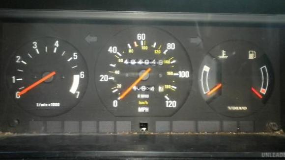 404,049 miles that's why i drive Volvo enuff said,
1988 Volvo 245 DL