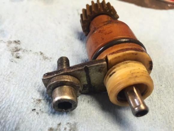 85 Speedo Gear and housing w/ allen screw
