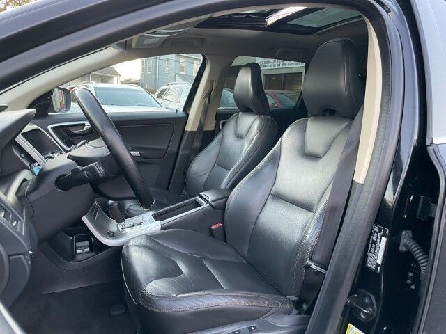 2011 Volvo XC60 - 2011 xc60 mechanic special - Used - VIN YV4902DZXB2147605 - 173,550 Miles - 6 cyl - AWD - Automatic - SUV - Black - Allentown, PA 18104, United States