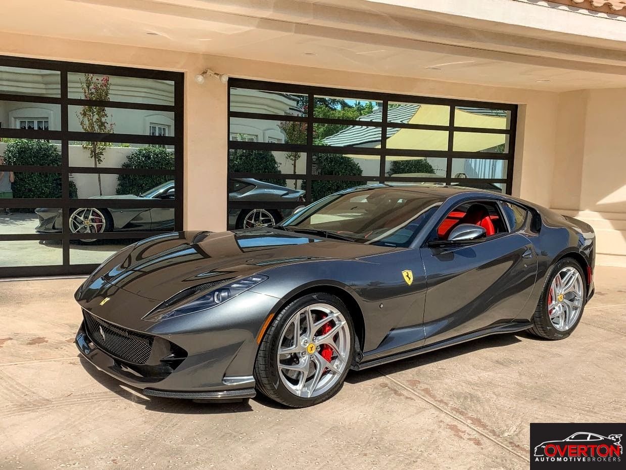 Ferrari 812 Superfast - White Wrap