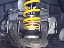 Front coilover with lift unit