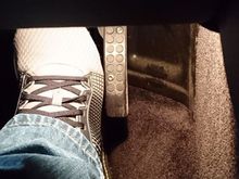 I don't have particularly wide feet, and Heel/Toe shifting in the Vantage was extremely difficult (and uncomfortable to even get close to performing well).