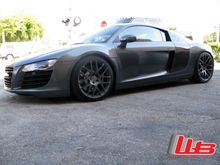 Audi R8 with HRE P40 in 19x8.5(f) and 20x11(r) set-up in Matte Charcoal finish