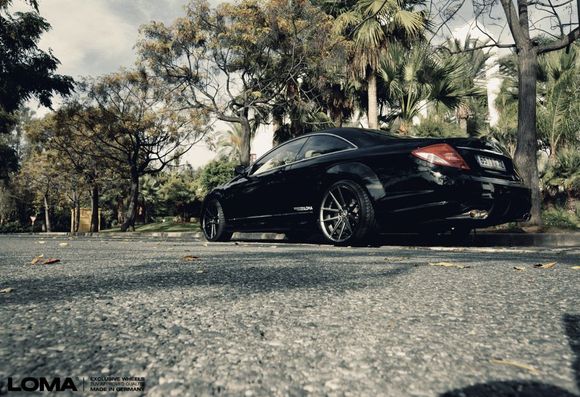 LOMA Mercedes CL500 with CL65 AMG Bodykit on 21" Inch GT5.2 Superlight performance wheels.
Website English: www.lomawheels.com
Website German: www.lomawheels-germany.com