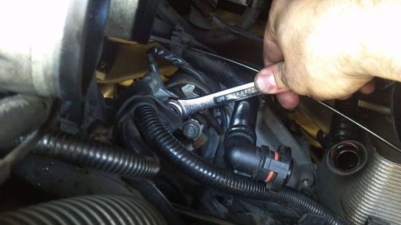 30 13mm open end remove nut