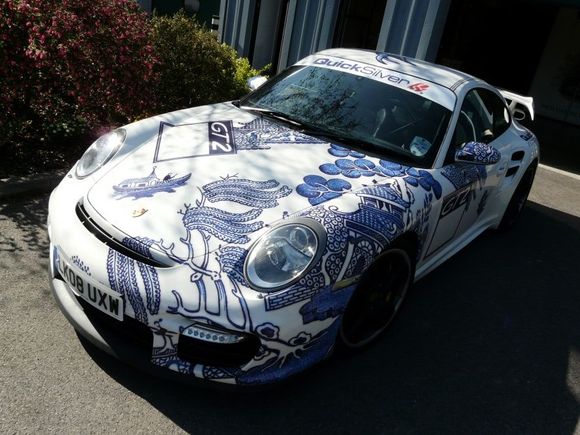 Porshcelain GT2 in the sun