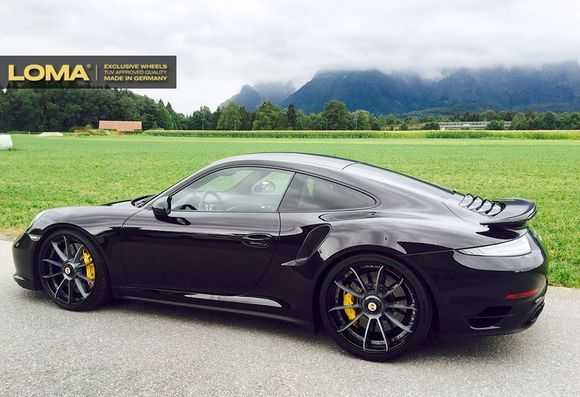 PORSCHE 991 TURBO S WITH 21″ FORGED RIMS BY LOMA WHEELS