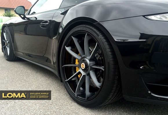 PORSCHE 991 TURBO S WITH 21″ FORGED RIMS BY LOMA WHEELS