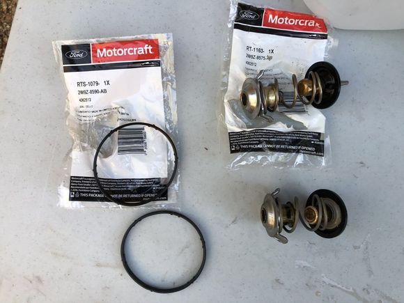 Didn't have any issues with thermostat, just replaced it as preventive maintenance with coolant flush