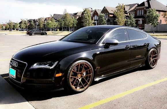 Selling a set of Avant Garde M510 wheels with tires for $2000. Major steal! I purchased these wheels including tires for $4500, and also in excellent condition. 

Specs - 20 x 10 all around,  25 offset, tires 265 35 20 
fits all Audis thats 4 wheel drive