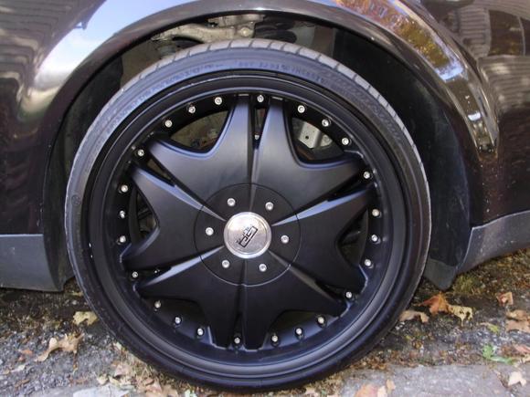 19&quot; GIOVANNA ARARAT rims with bridgestone run flats 225/35/19 on the front and 255/30/19 on the back