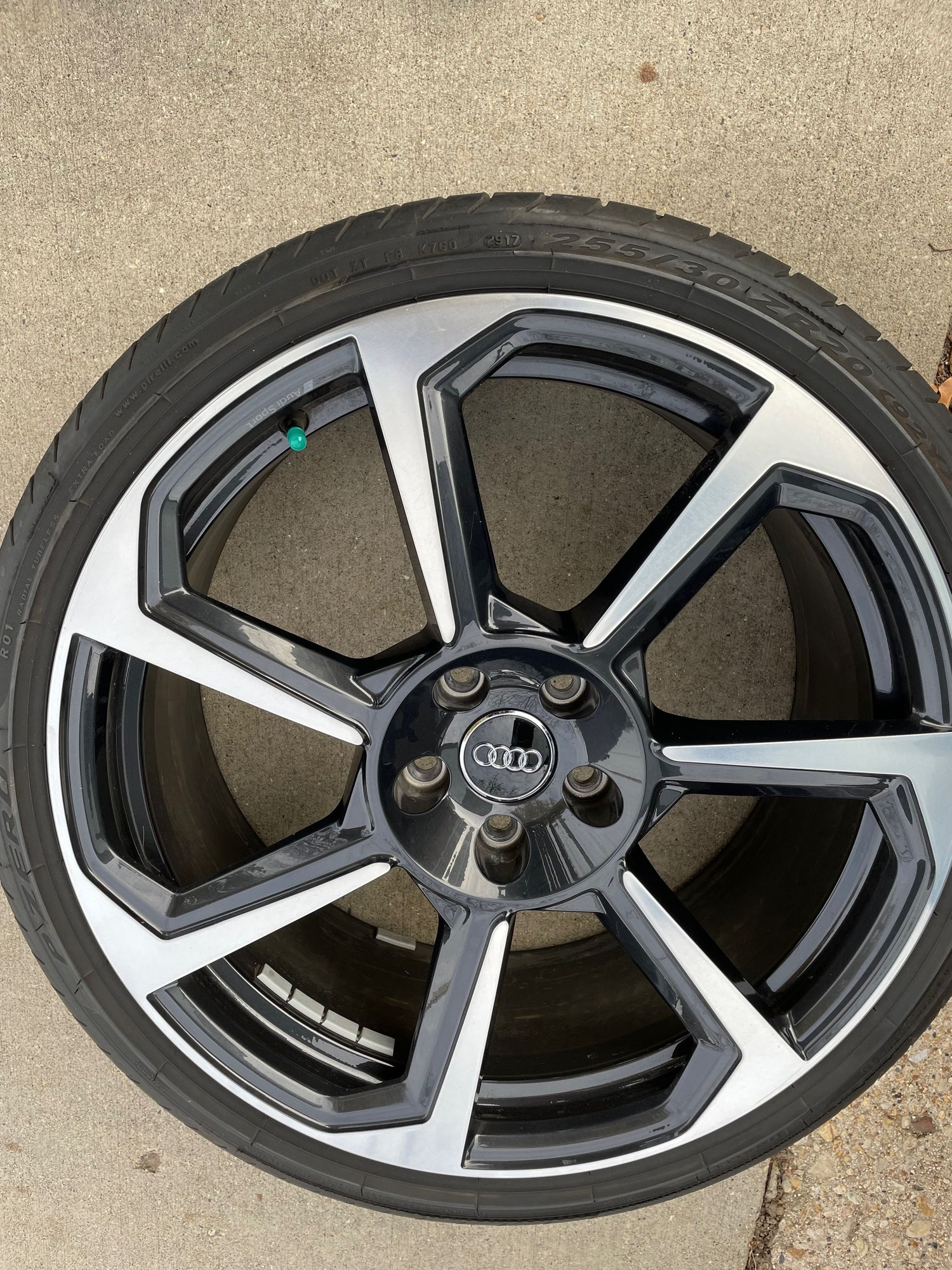 Wheels and Tires/Axles - 20" Wheels with Pirelli P0 tires. $2500. Off a 2018 TT RS - Used - 2018 to 2023 Audi TT RS - Madison, WI 53715, United States