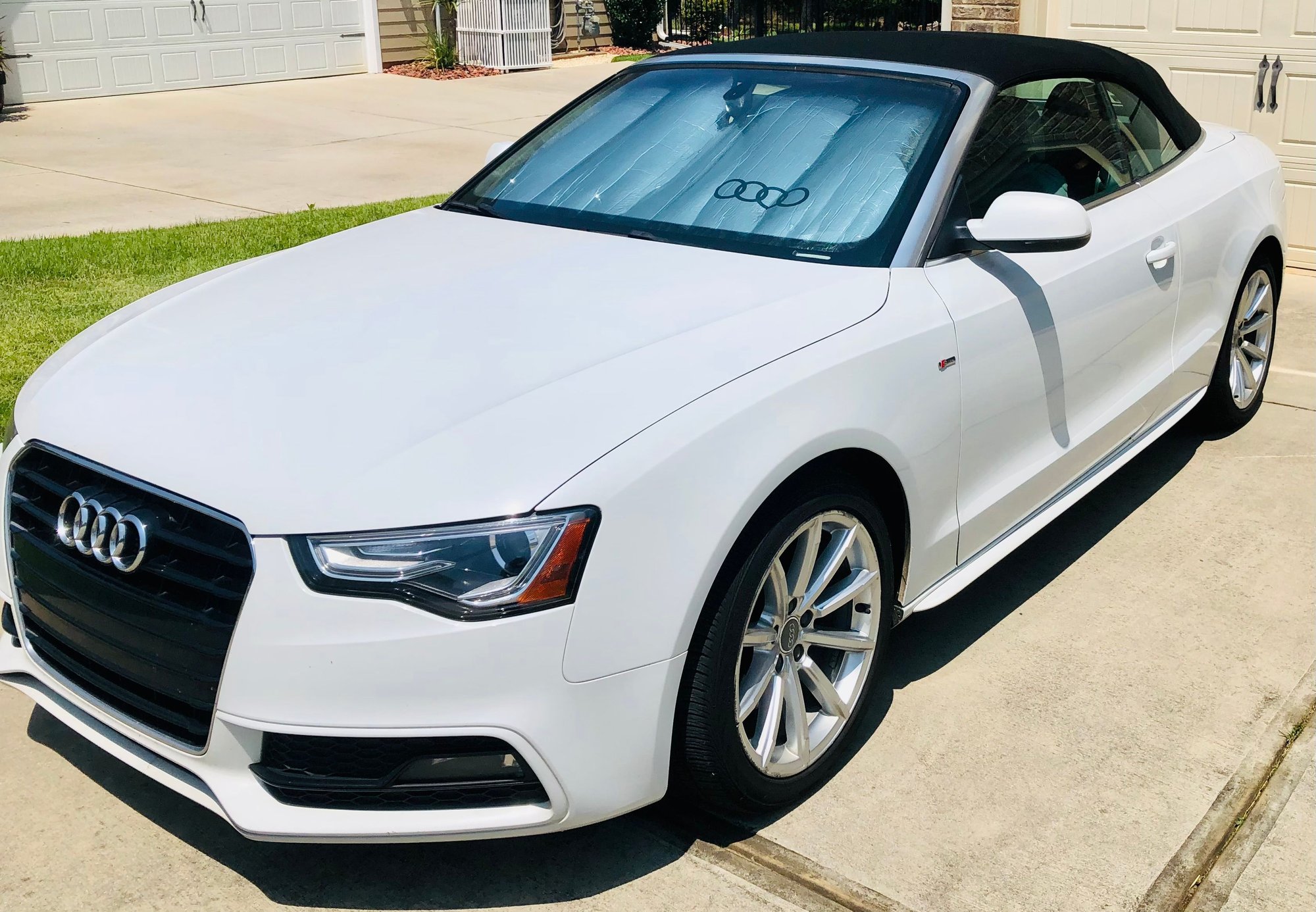 2016 Audi A5 Quattro - 2016 Audi A5 2.0T Quattro Premium Plus Cabriolet - Used - VIN WAUD2AFH6GN002201 - 131,261 Miles - 4 cyl - AWD - Automatic - Convertible - White - 29621, SC 29621, United States
