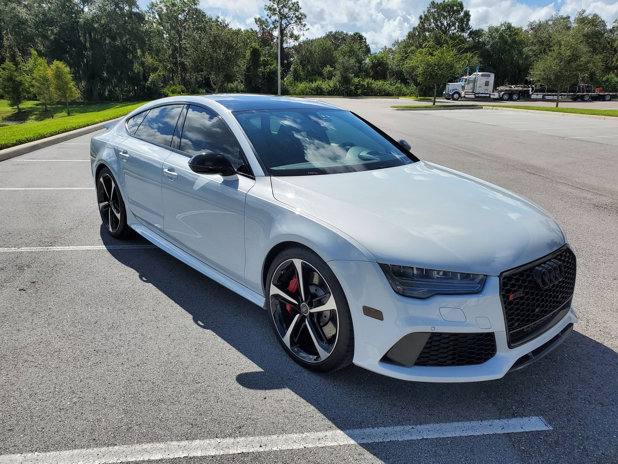 2016 Audi RS7 w/ Stage II APR &amp; Rare Factory Color Combo
