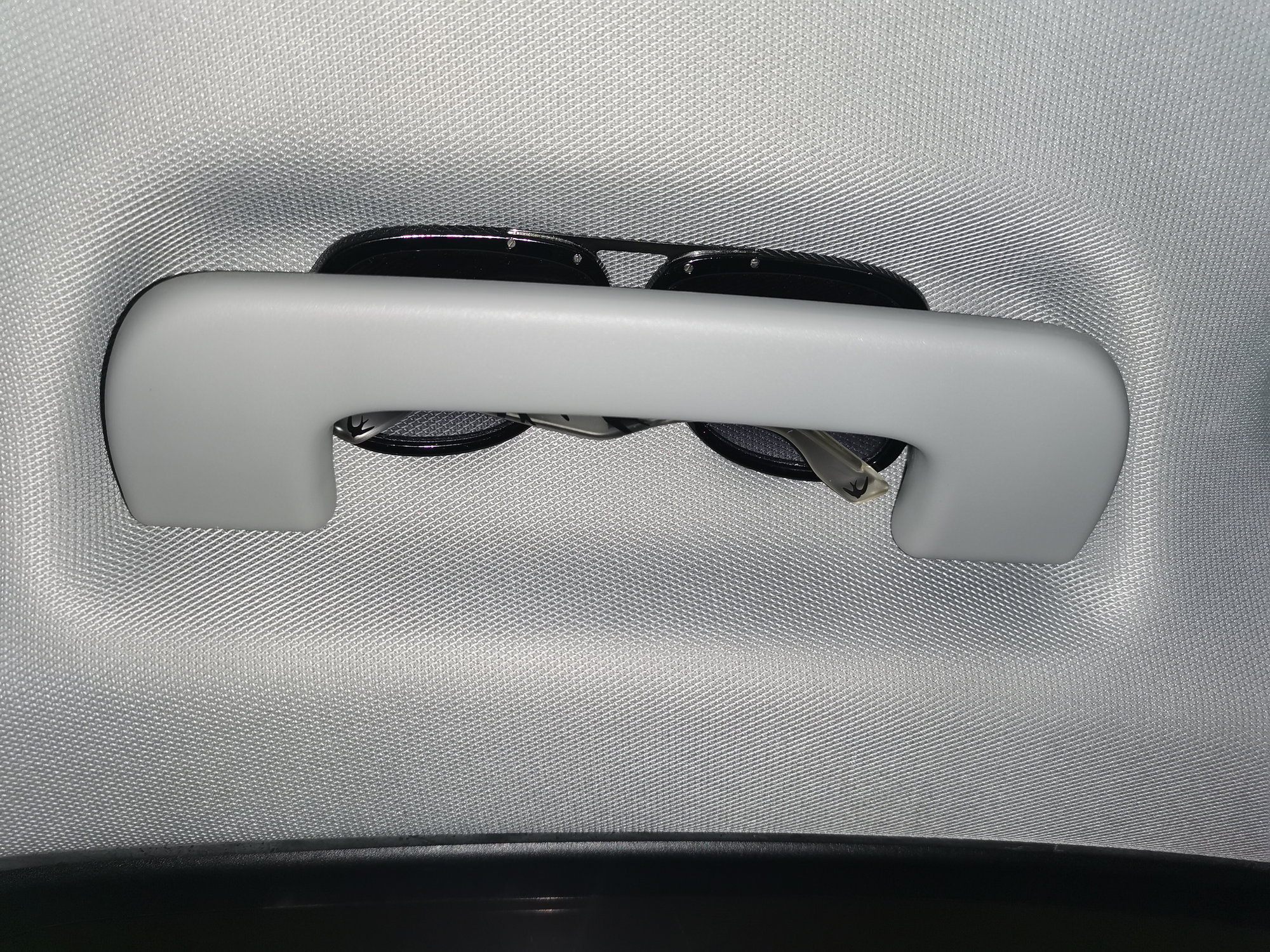 Where do you keep your glasses/sunglasses? - AudiWorld Forums